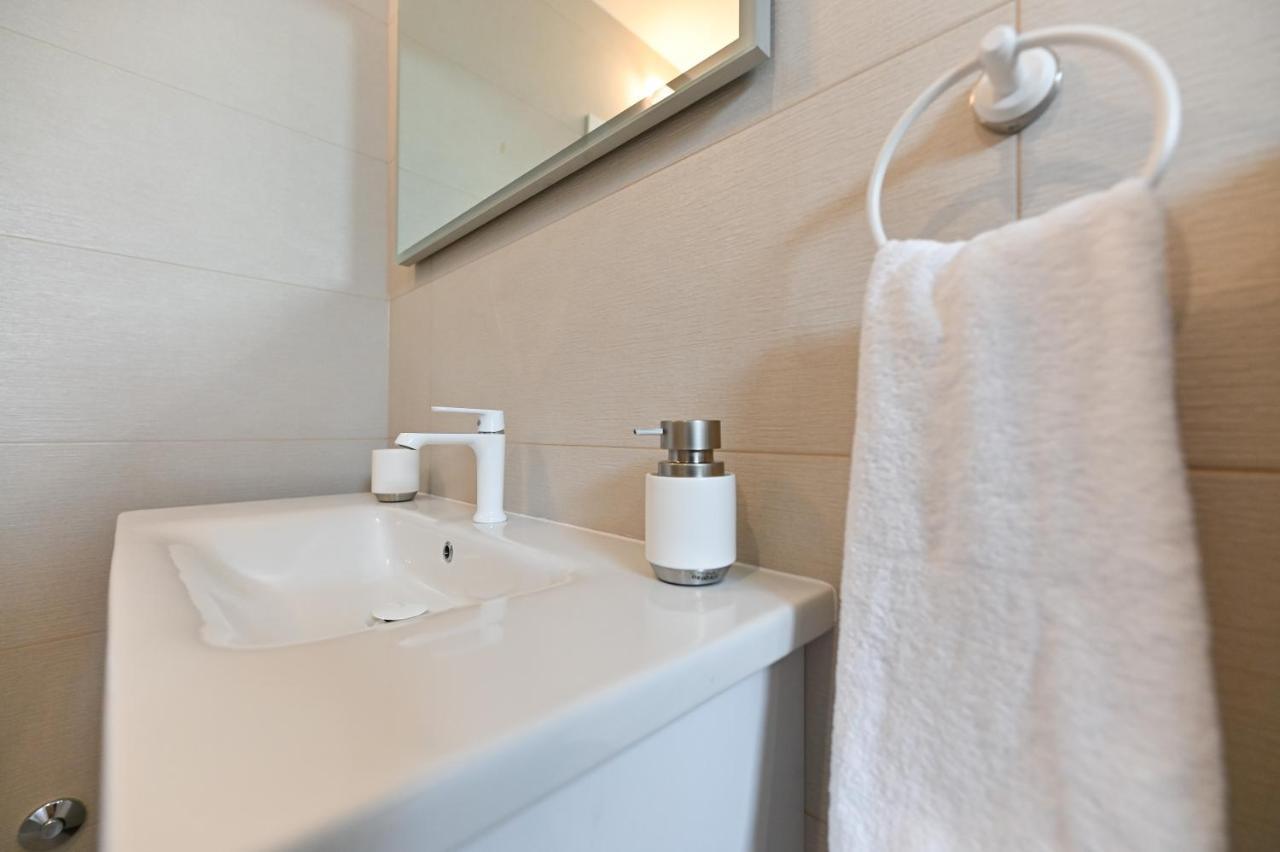 Apartment An & Lu With Rooftop Jacuzzi Zadar