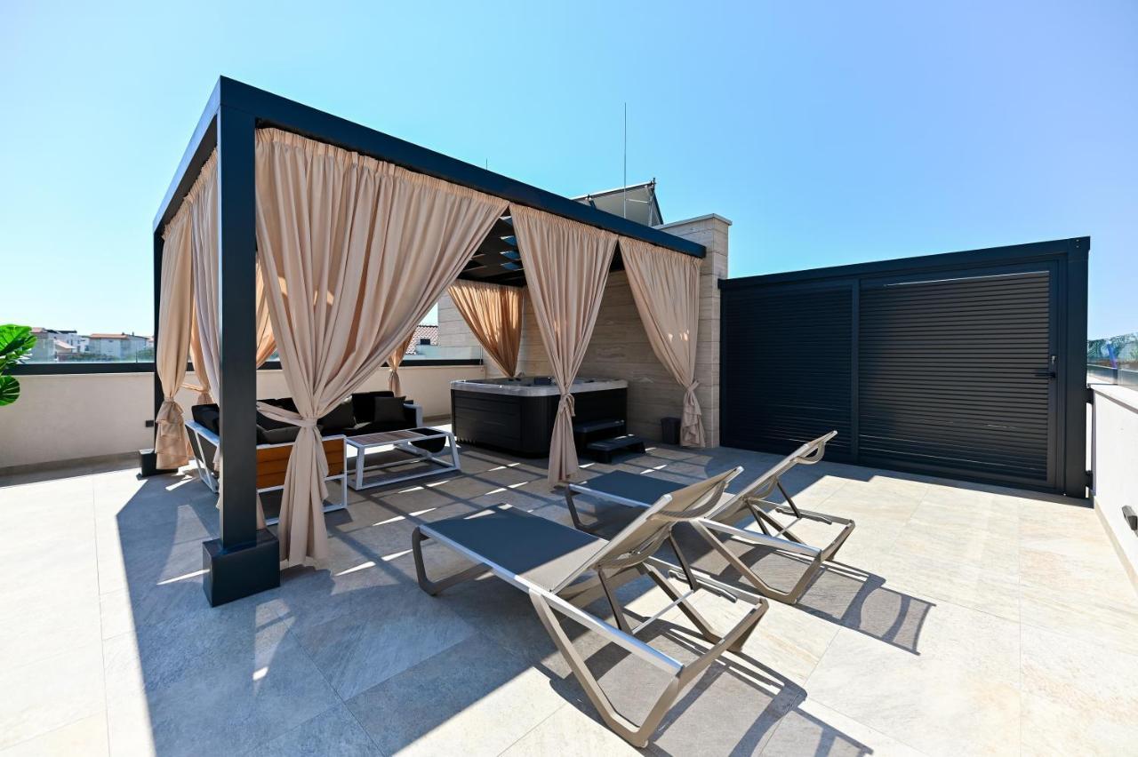 Apartment An & Lu With Rooftop Jacuzzi Zadar