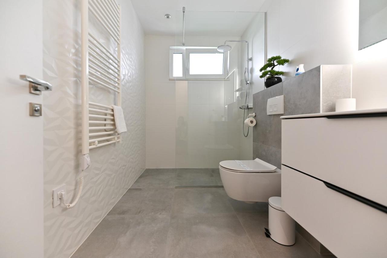 Apartment An & Lu With Rooftop Jacuzzi Zadar