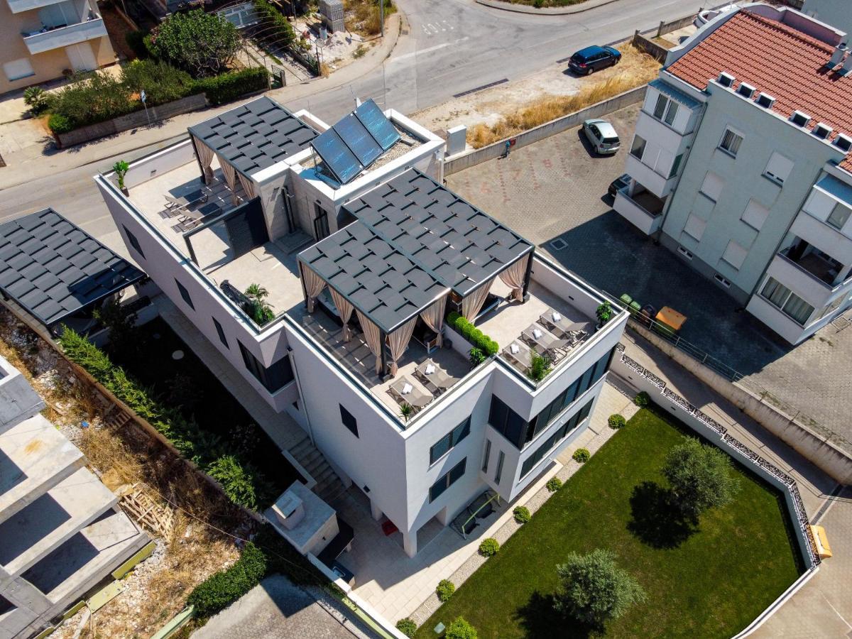 An & Lu With Rooftop Jacuzzi Apartment Zadar